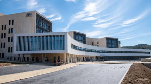 lieux d'opération du docteur MARINELLI - Hôpital privé de provence - aix
